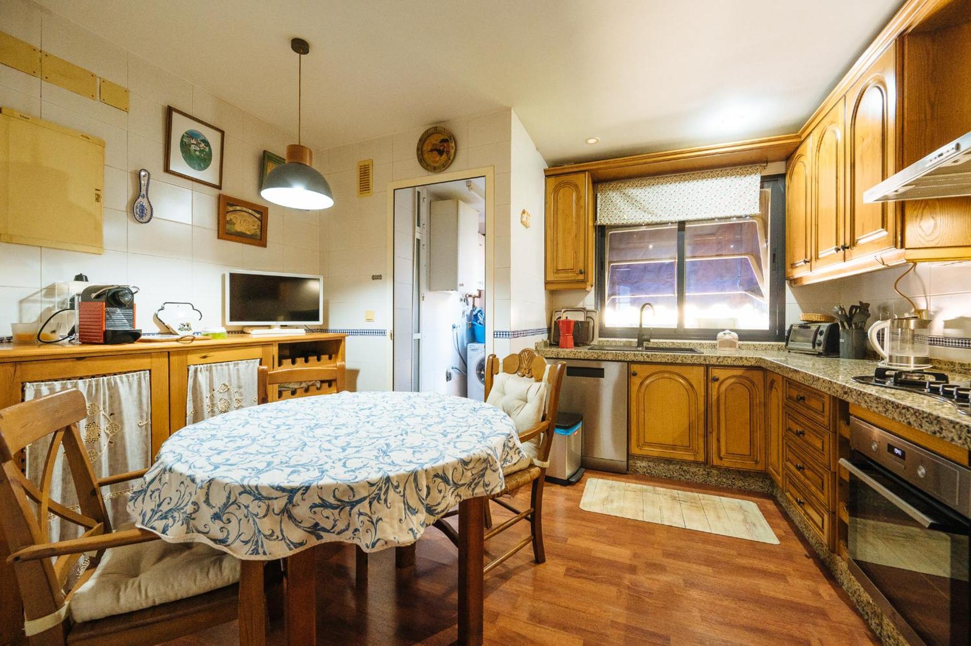 Acogedor Piso Con Parking Santa Justa Apartment Seville Luaran gambar