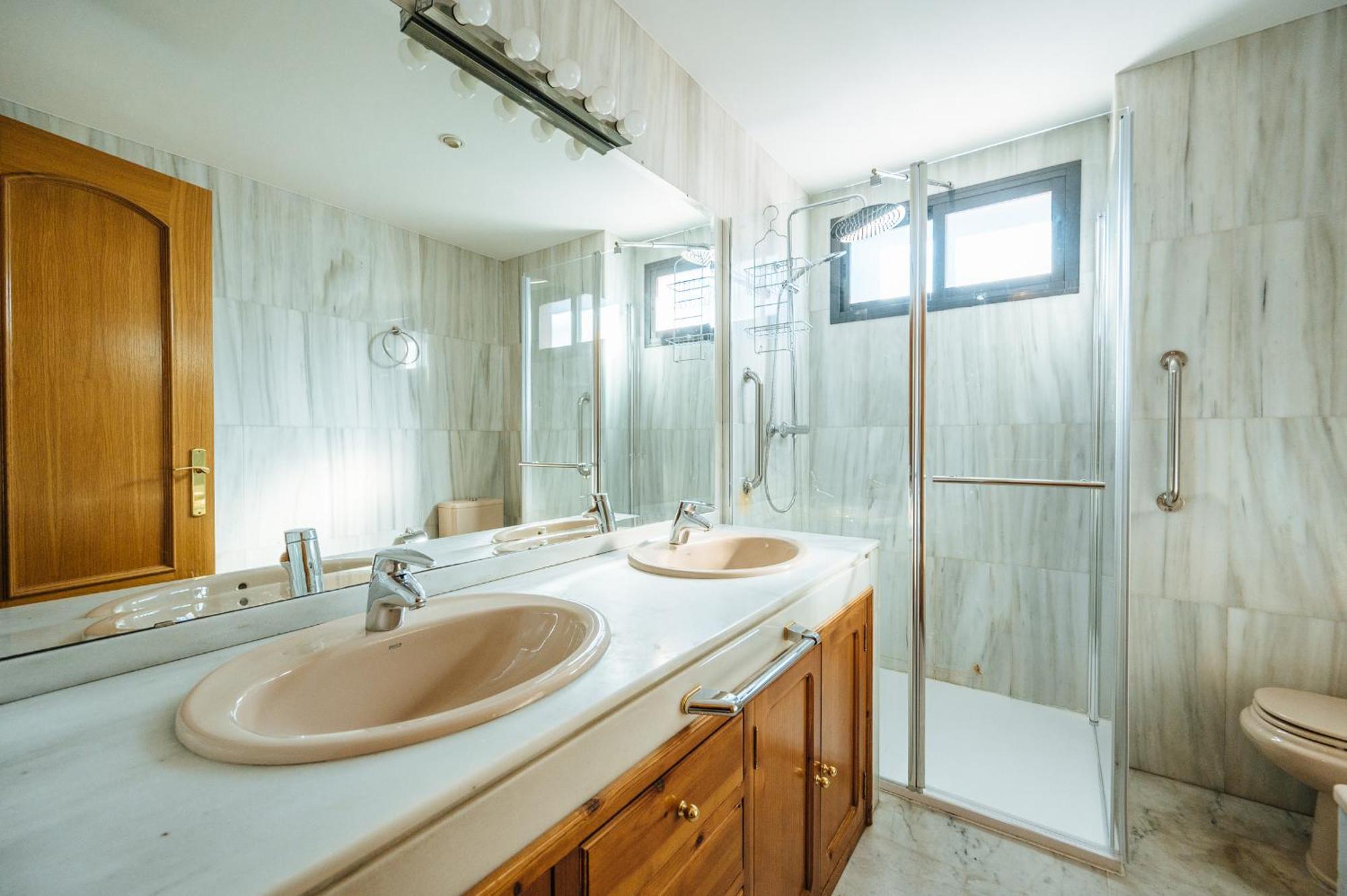 Acogedor Piso Con Parking Santa Justa Apartment Seville Luaran gambar